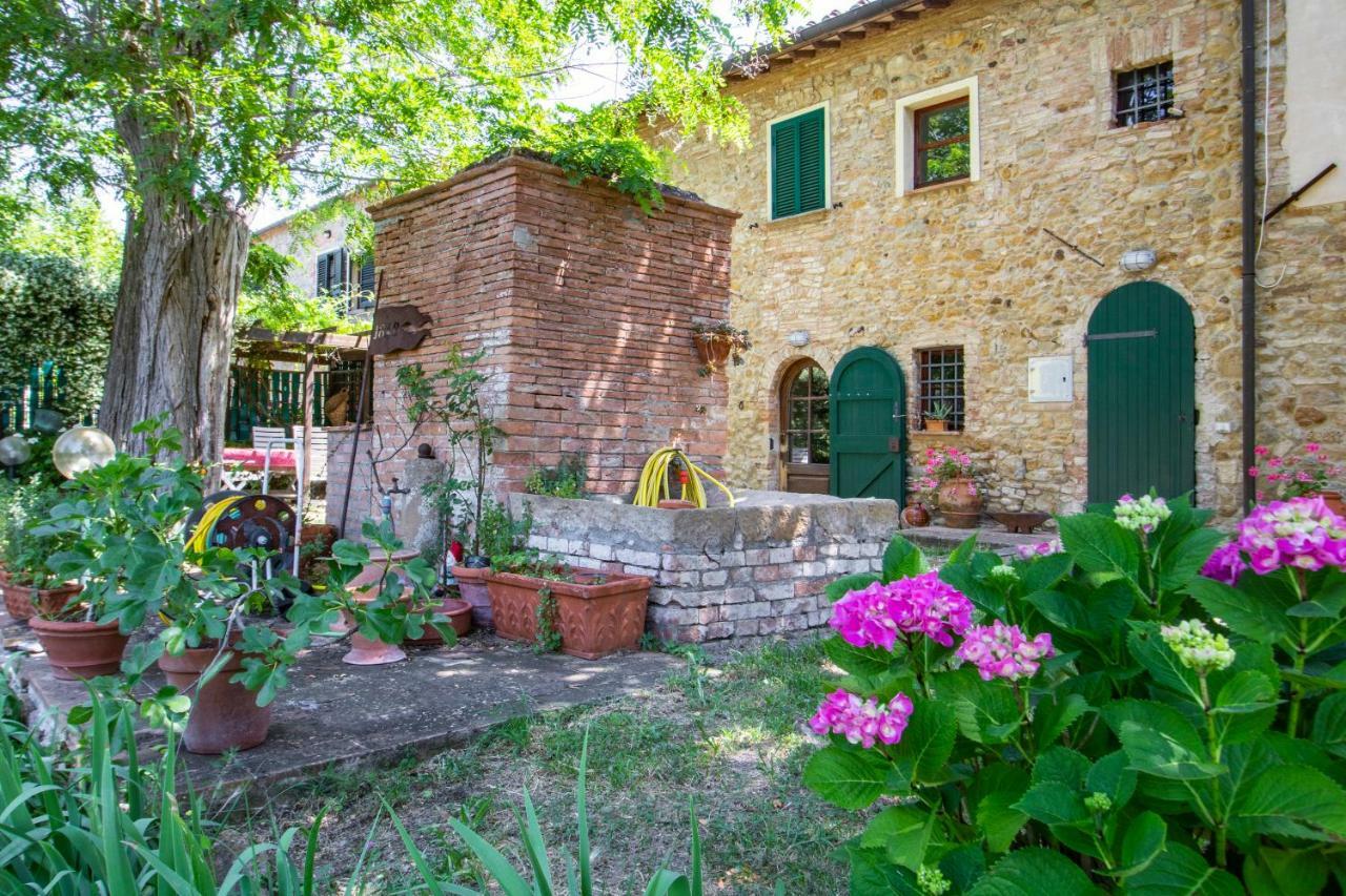 Agriturismo Filettro ヴォルテッラ エクステリア 写真